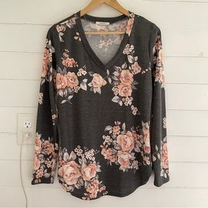 Twenty Ten Gray Floral V-neck Top